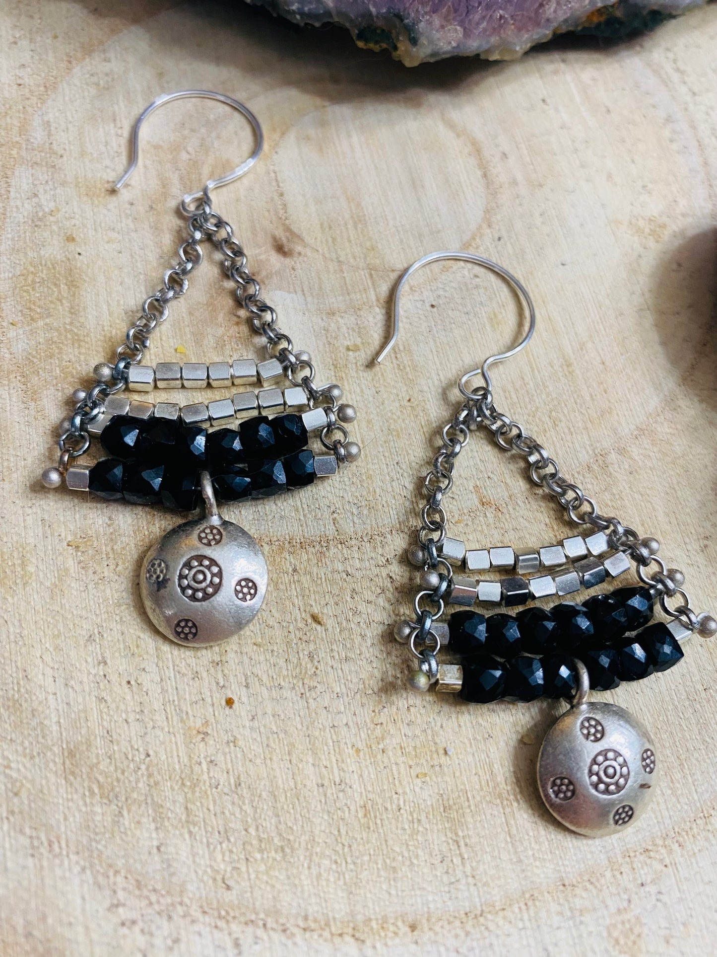 Onyx petite box cut Bali silver earrings