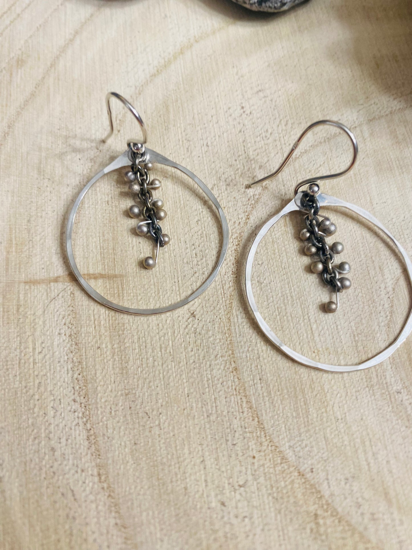 Best-selling Caviar chain Hoops - size large