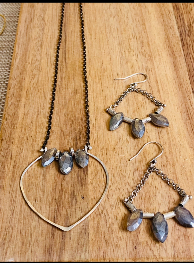 Unique Mystic Labradorite Necklace